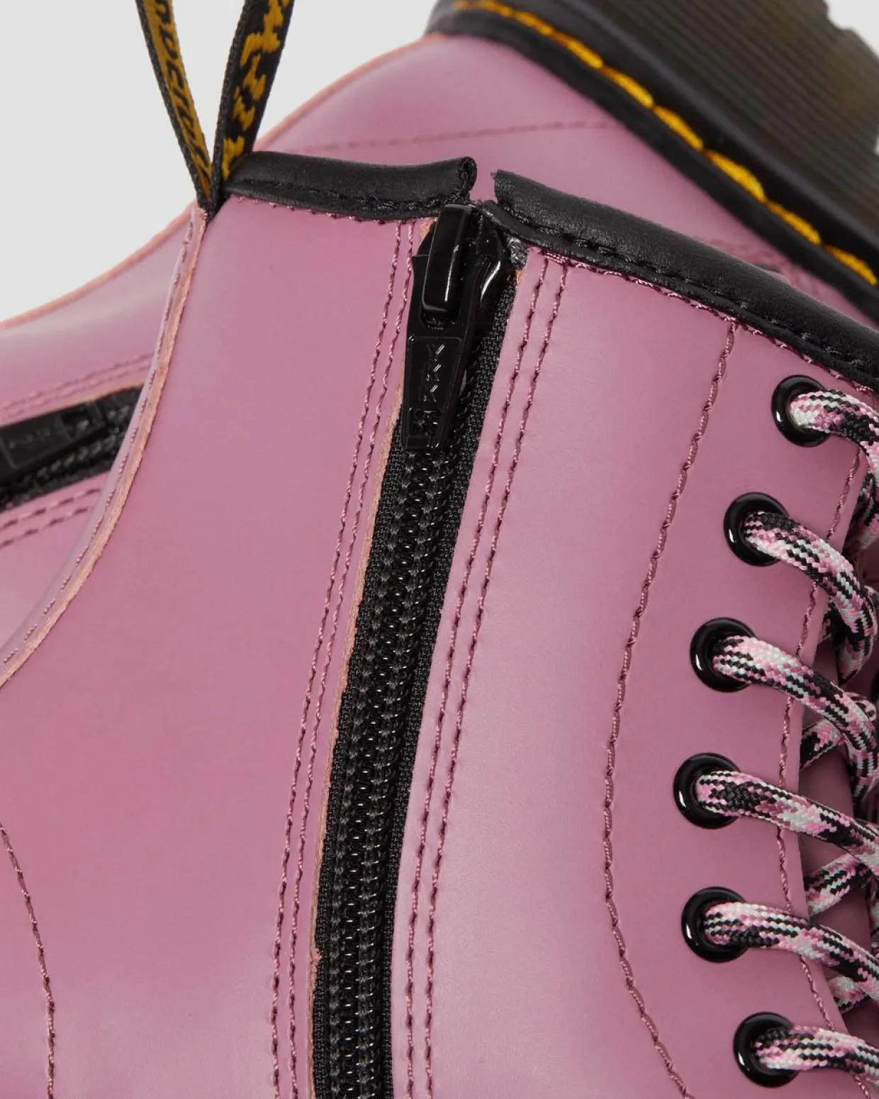Dr. Martens Boots 1460 En Cuir Neutre à Lacets Junior Muted Purple — Romario Best