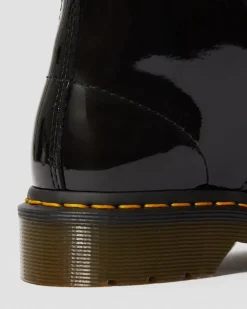 Dr. Martens Boots 1460 En Cuir Verni à Lacets Noir — Patent Leather Sale