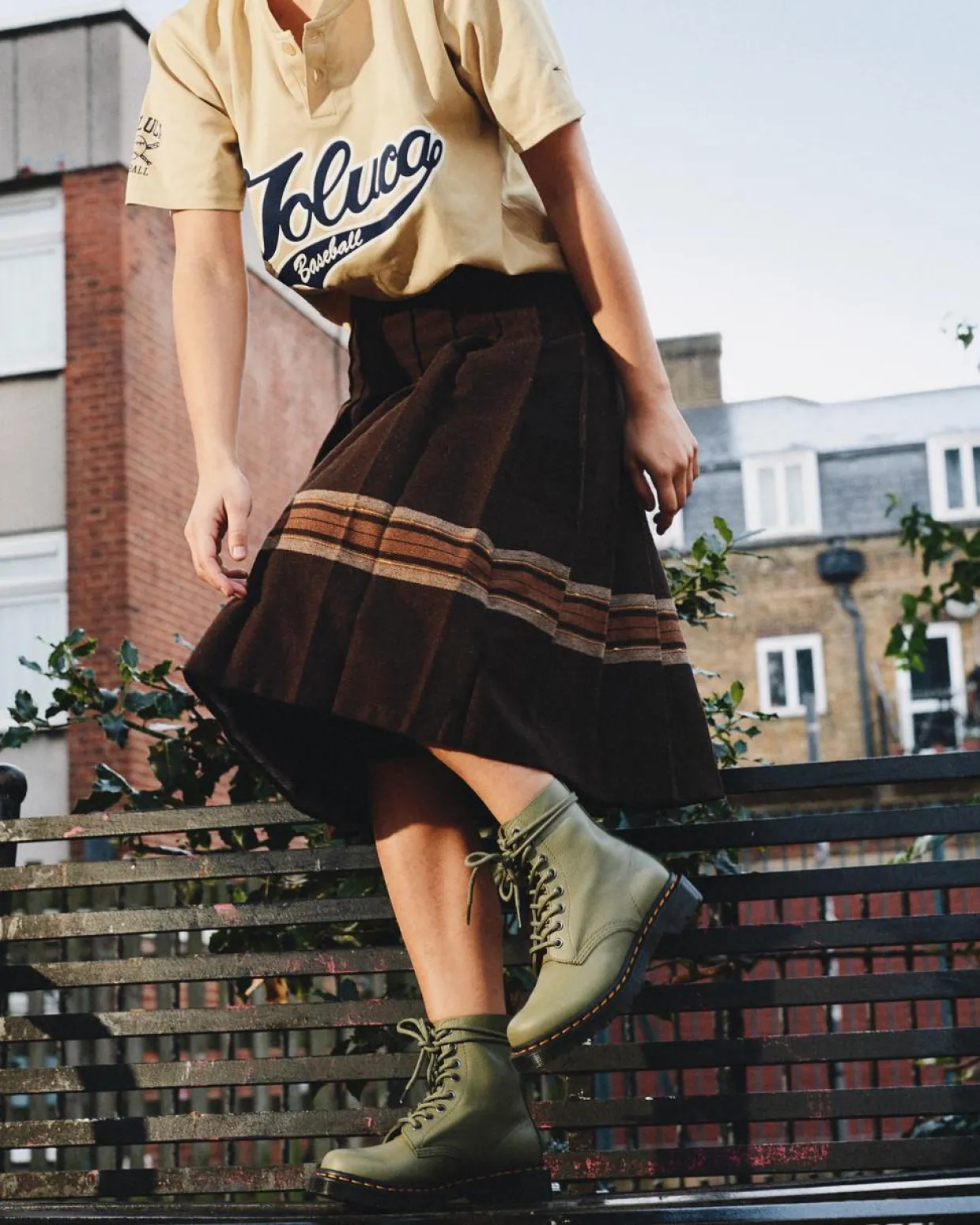 Dr. Martens Boots 1460 Pascal En Cuir Virginia Muted Olive — Virginia Fashion