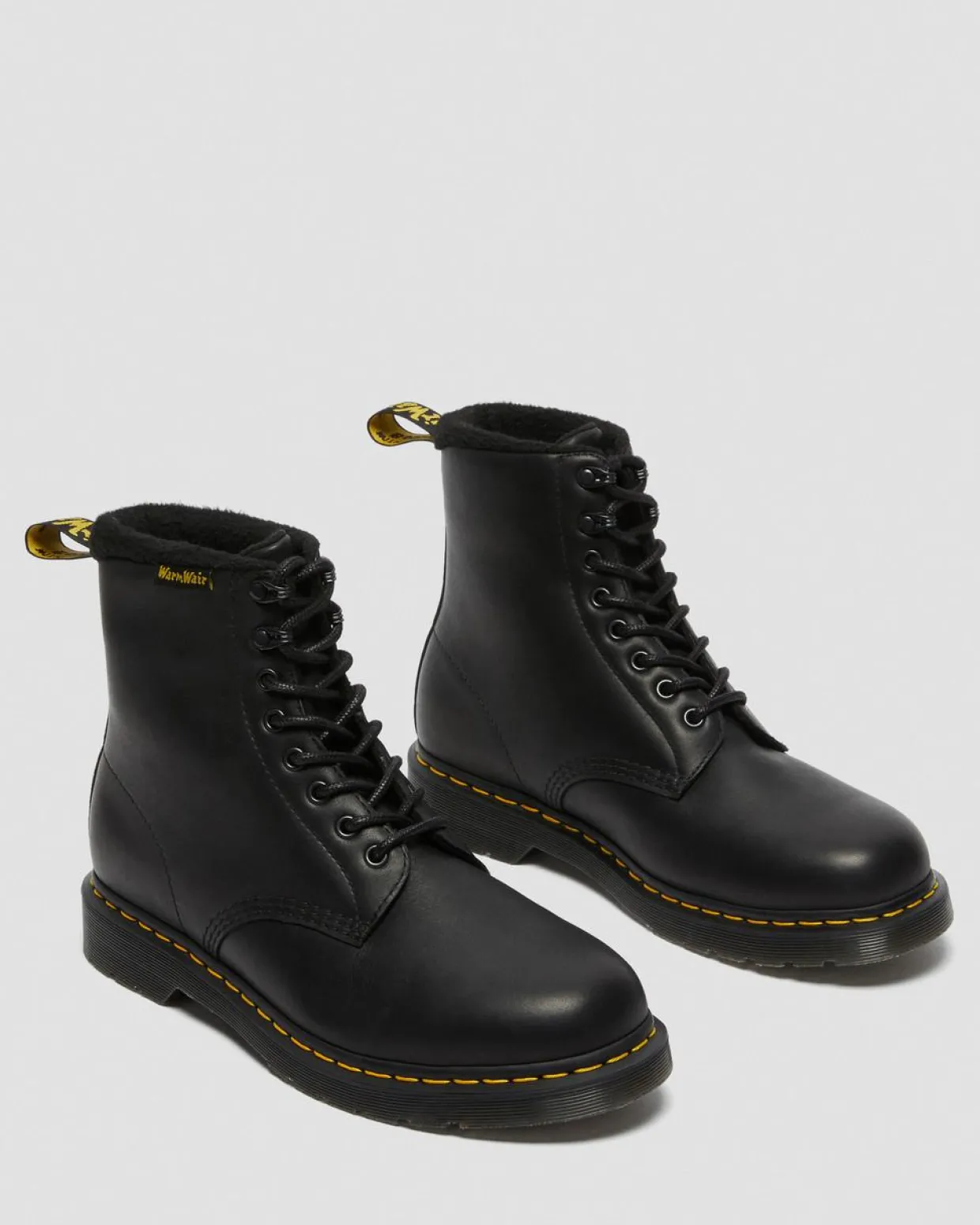 Dr. Martens Boots 1460 Pascal WarmWair En Cuir Valor WP Noir — Valor Wp New