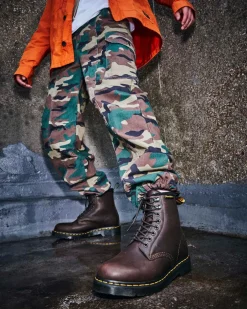 Dr. Martens Boots 1460 Pascal WarmWair En Cuir Valor WP Marron foncé — Valor Wp Cheap