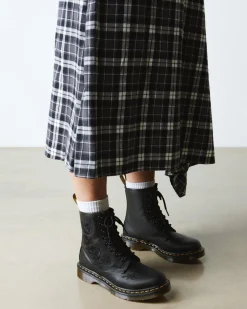 Dr. Martens Boots 1460 Vonda Mono Floral Rose En Cuir à Lacets Noir — Softy T Outlet