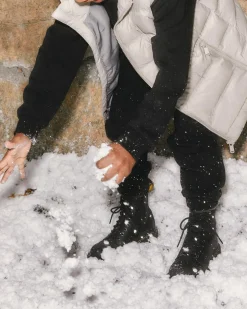 Dr. Martens Boots 1460 WinterGrip En Daim à Lacets Junior Noir — Yellowstone Wp Best Sale