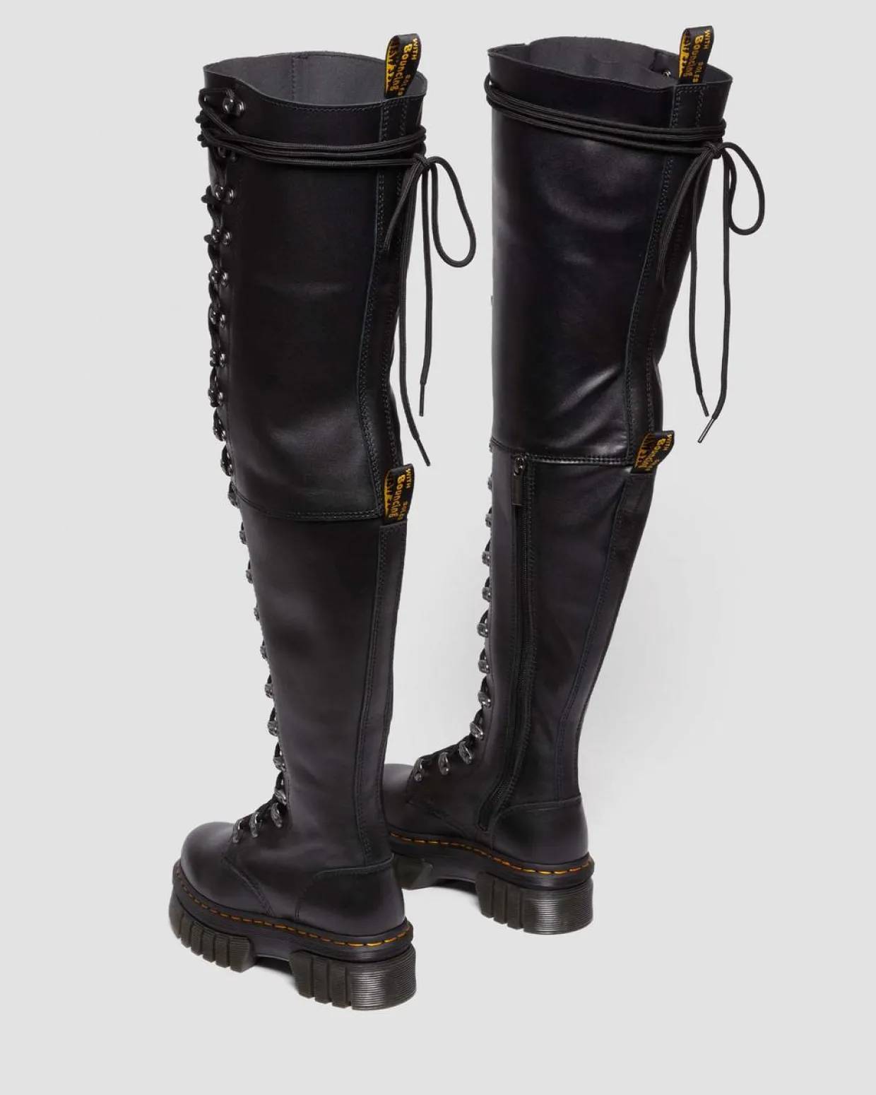 Dr. Martens Boots Audrick 22i XTRM En Cuir à Lacets Noir — Nappa Lux Cheap