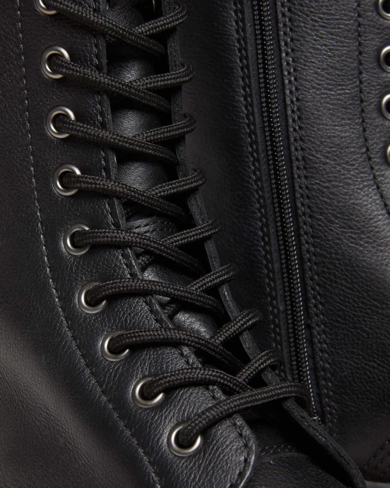 Dr. Martens Boots Montantes 1B99 En Cuir Pisa à Lacets Noir — Pisa Best