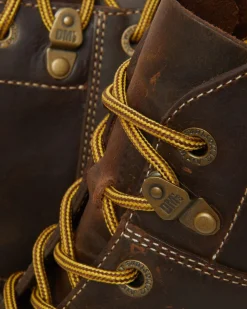 Dr. Martens Boots Plateformes Church Arc En Cuir Crazy Horse Marron foncé — Crazy Horse Fashion