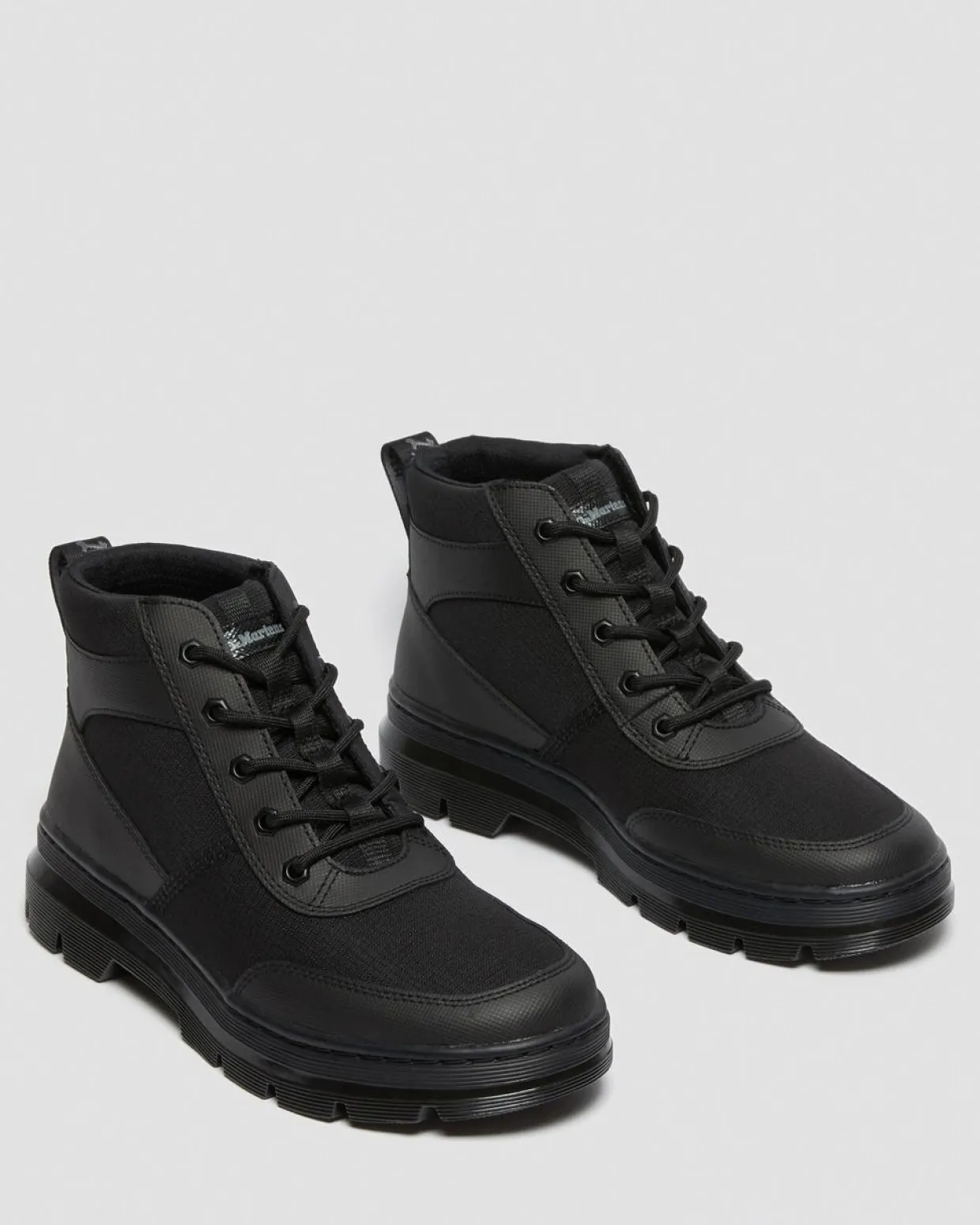 Dr. Martens Boots Utilitaires Chukka Bonny En Tech Poly Noir — Element Poly Rip Stop Clearance