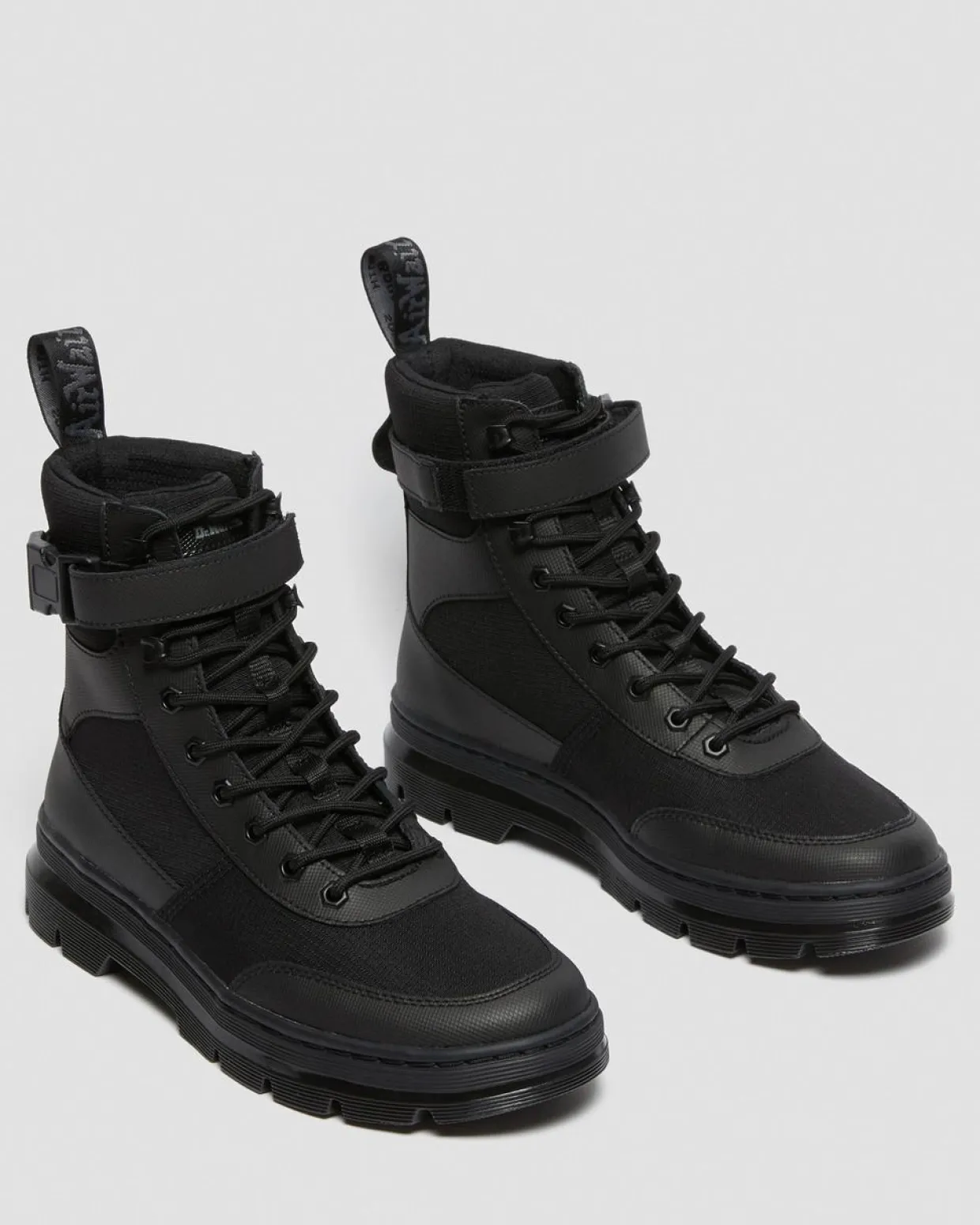 Dr. Martens Boots Utilitaires Combs Tech Poly Noir — Element Poly Rip Stop Discount