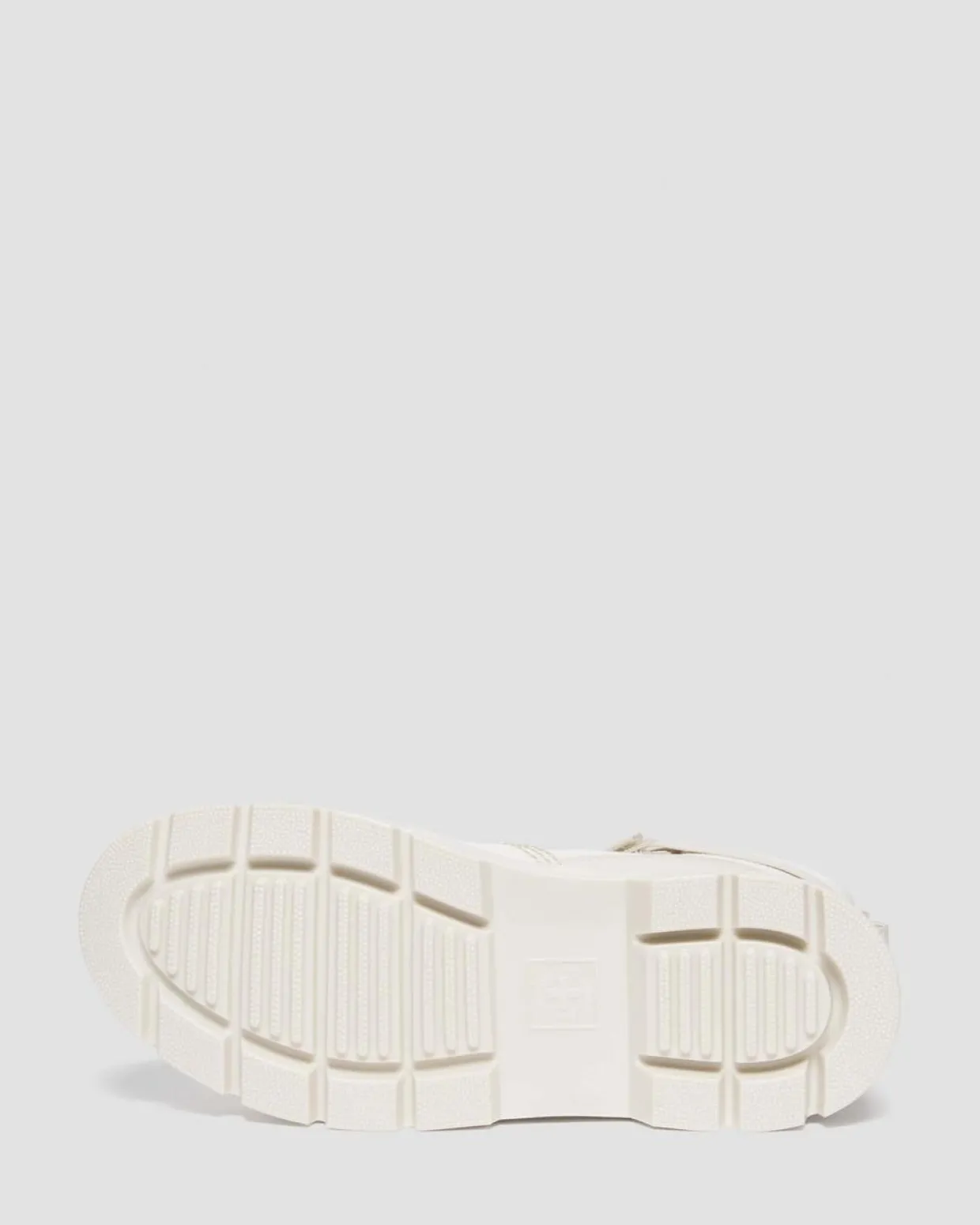 Dr. Martens Boots Utilitaires Combs Tech En Poly Et En Daim Off White+Natural — Poly Ripstop + Eh Suede + Ajax New
