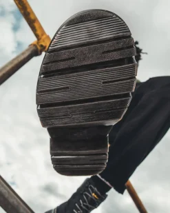 Dr. Martens Boots Utilitaires Tarik En Cuir Wyoming Noir — Wyoming Cheap