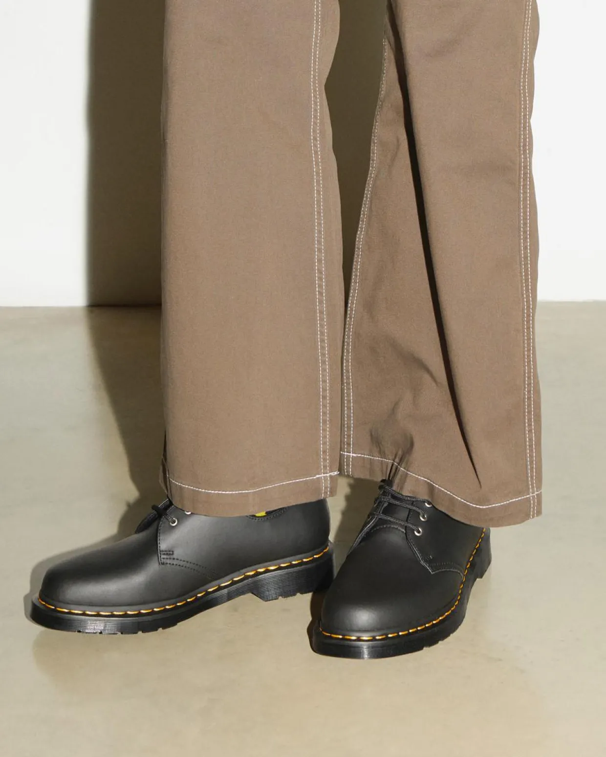 Dr. Martens Chaussures 1461 En Chutes De Cuir Reconditionnées Black — Genix Nappa Store