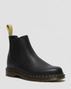 Dr. Martens Chelsea Boots 2976 Felix Vegan Noir — Felix Rub Off Outlet