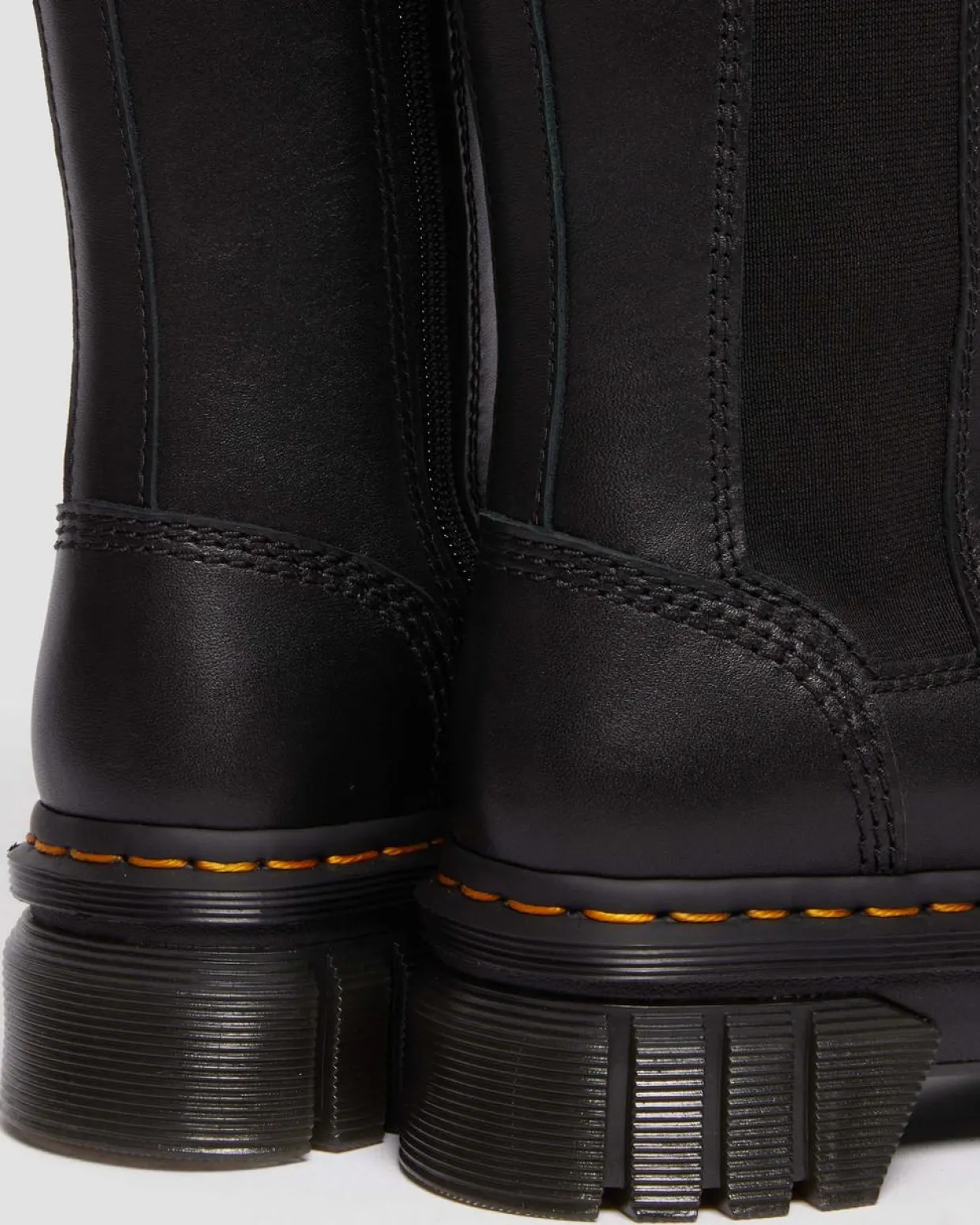 Dr. Martens Chelsea Boots Audrick Tall Noir — Nappa Lux Cheap