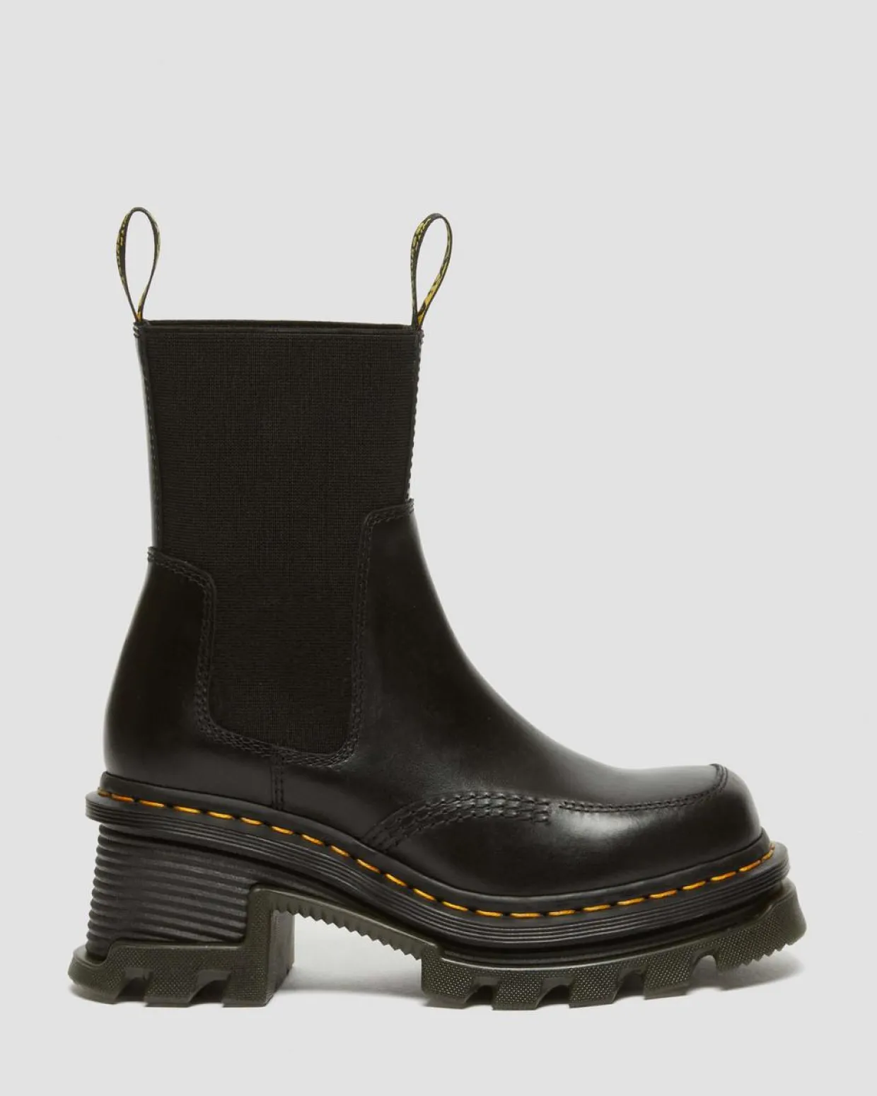 Dr. Martens Chelsea Boots Corran En Cuir Atlas à Talons Noir — Atlas Hot