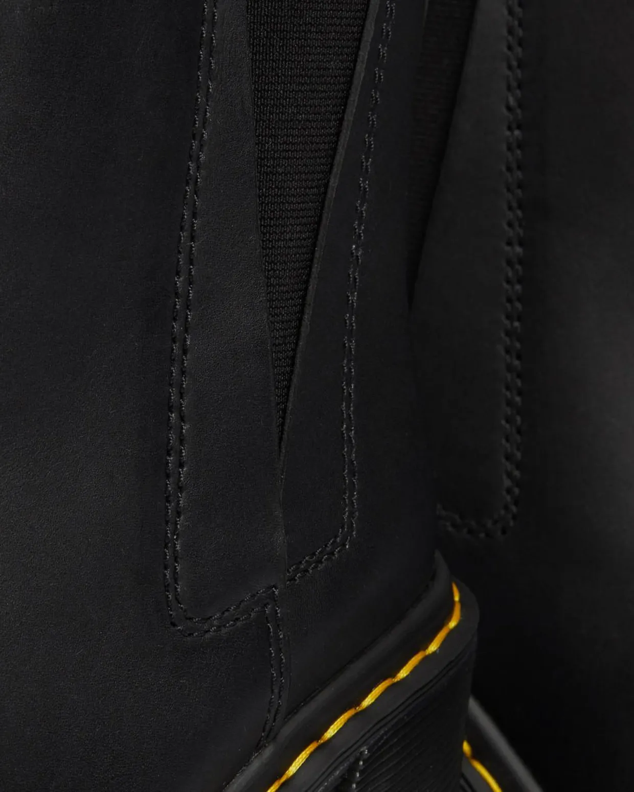 Dr. Martens Chelsea Boots Spence En Cuir à Talons Évasés Noir — Sendal Sale