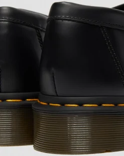 Dr. Martens Mocassins Adrian Yellow Stitch En Cuir Smooth à Pampilles Noir — Smooth Leather Flash Sale