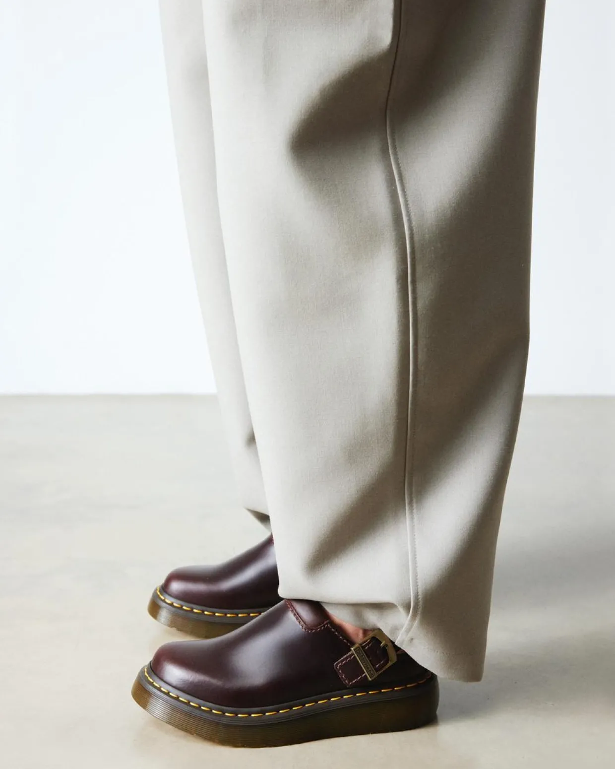 Dr. Martens Mules Plateformes Laketen En Cuir Charro — Atlas Cheap