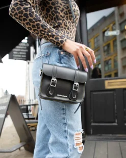Dr. Martens Sac Bandoulière En Cuir 18 Cm Noir — Smooth Leather Cheap