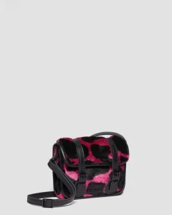 Dr. Martens Sac Bandoulière En Hair-On Imprimé Vache 18 Cm THRIFT PINK+BLACK — Cow Print + Kiev Online