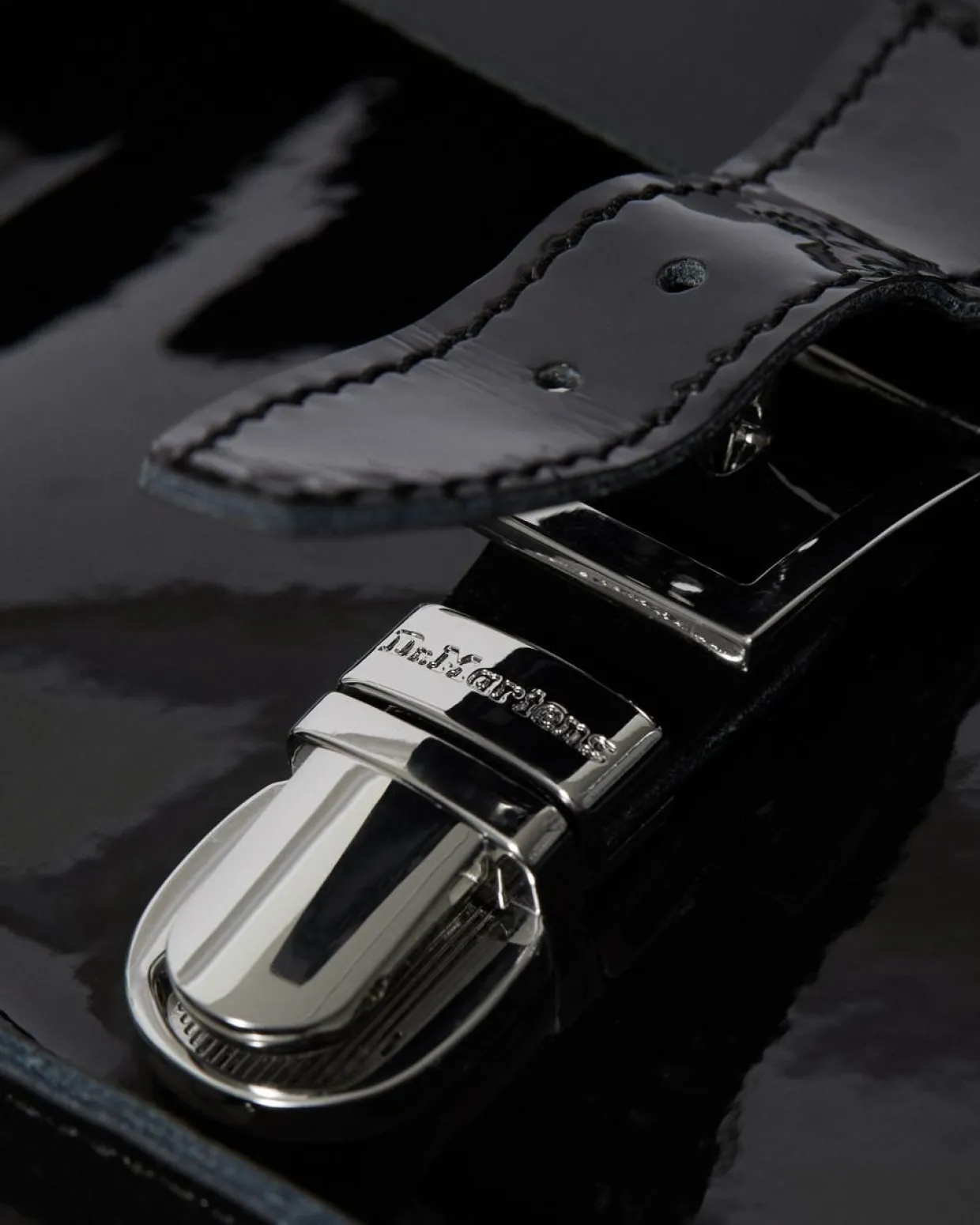 Dr. Martens Sac En Cuir En Forme De Cœur  Noir — Kiev Best Sale