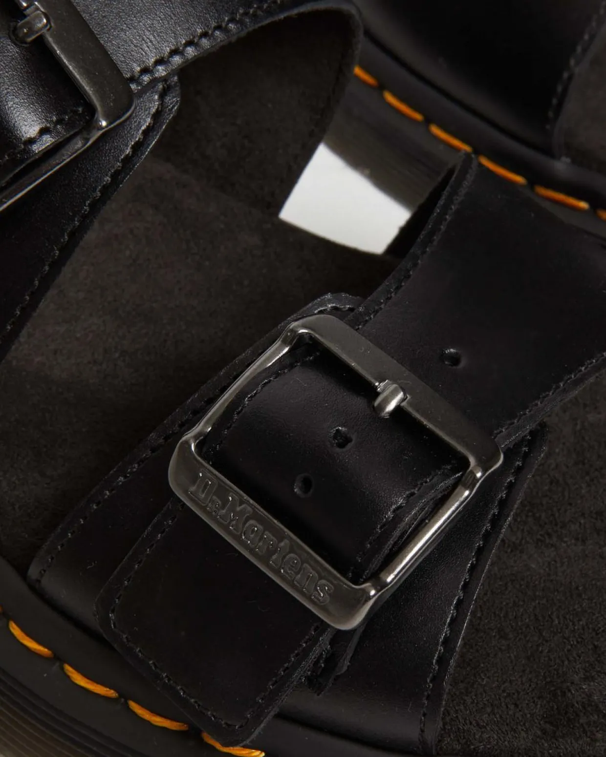 Dr. Martens Sandales Josef En Cuir à Boucles Noir — Analine Cheap