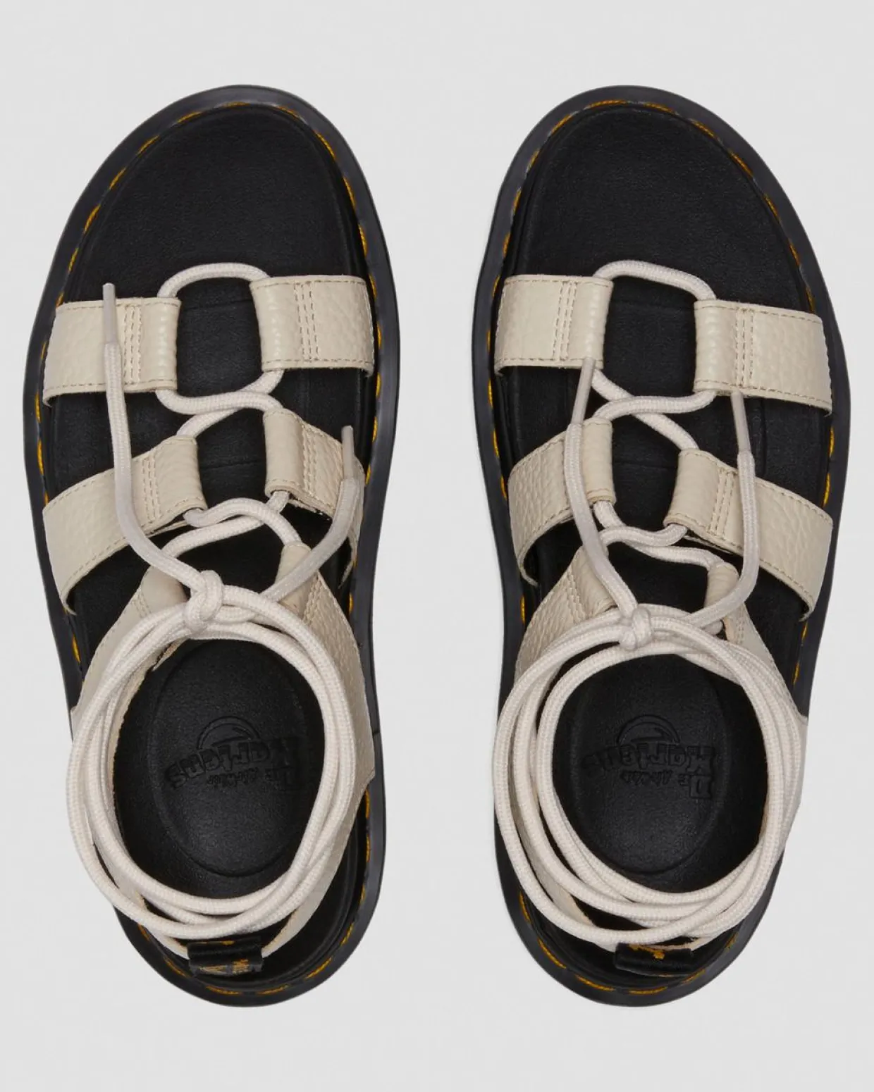 Dr. Martens Sandales Nartilla En Cuir Milled Nappa Beige texturé — Milled Nappa Discount