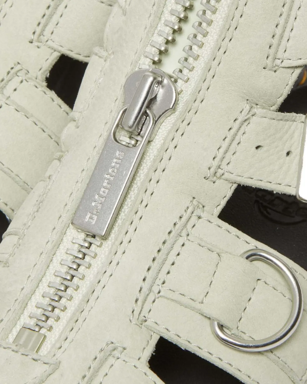 Dr. Martens Sandales Olson En Cuir Tumbled Nubuck à Zip Smoked Mint — Tumbled Nubuck Store