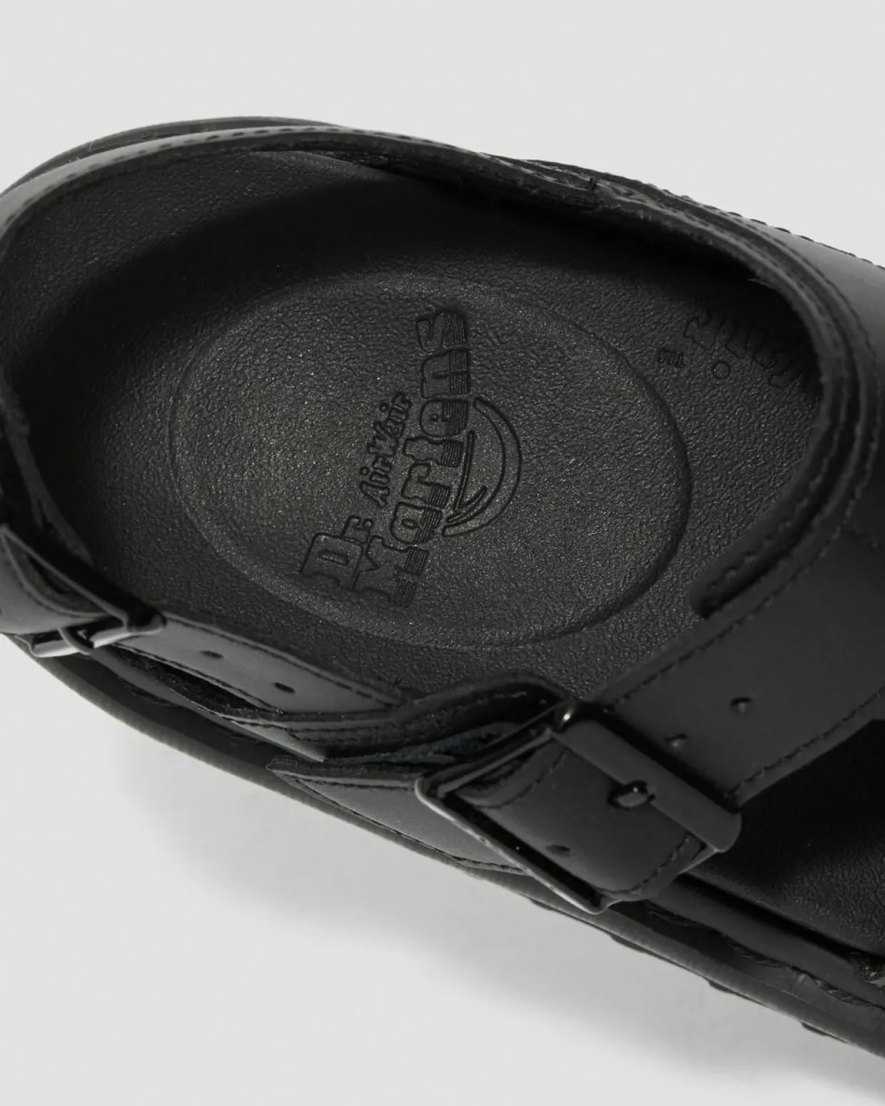 Dr. Martens Sandales Voss En Cuir Hydro à Brides Noir — Hydro Leather Cheap